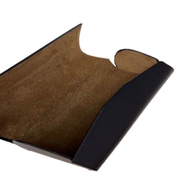 BURBERRY Sunglasses Case - Picture 3 of 4